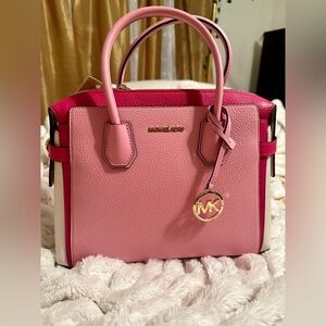 Michael Kors brand new pink for Barbie look. Strap included inside in pink color